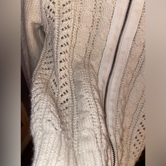 Bluenotes Cream Zipup Scoop Neck Cardigan | SIZE: S - Picture 9 of 10